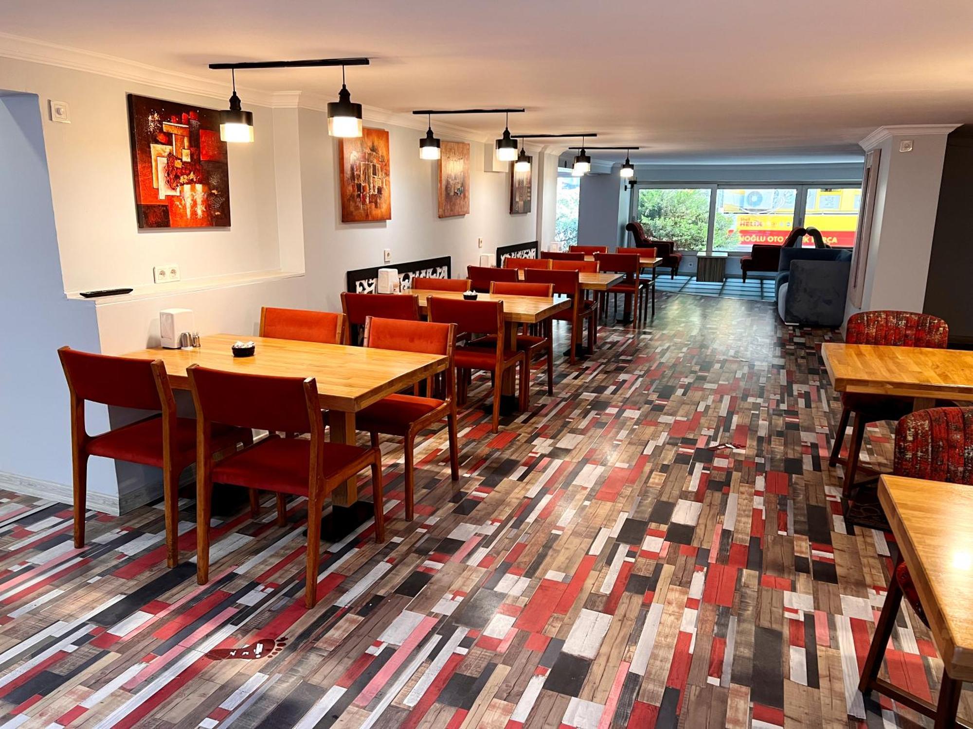Otel Comfort Life Yenikapı Laleli 4*