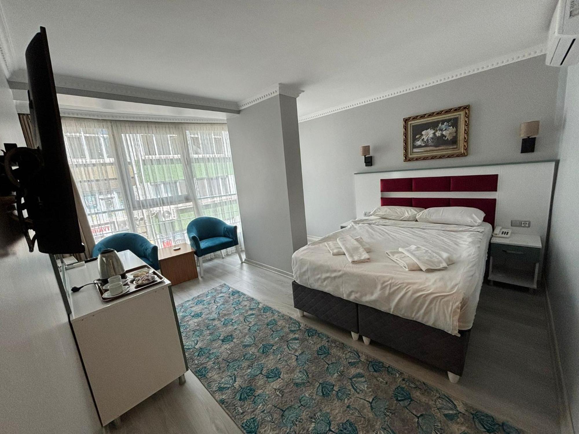 Comfort Downtown 4*